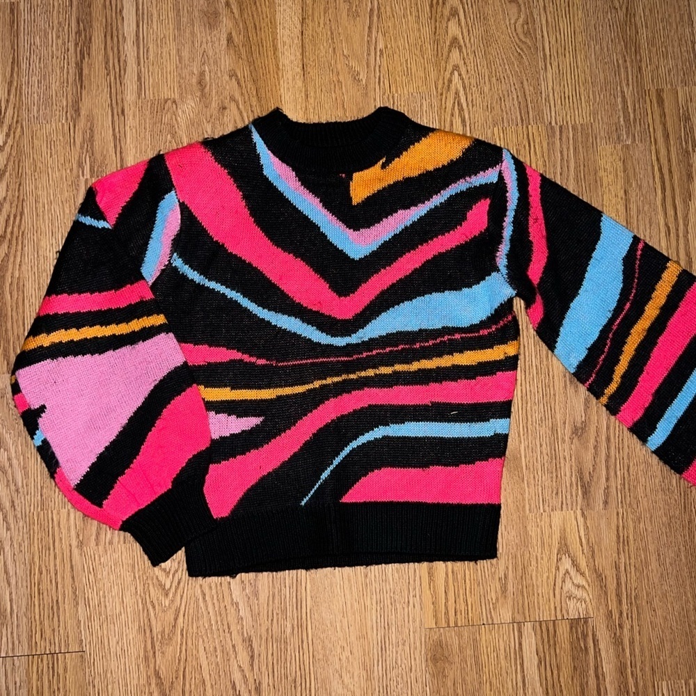 Colorful Sweater - Picture 1 of 4